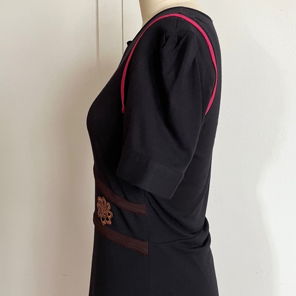 Atelier Yume Dress with Unique Details - Picture 5 of 9